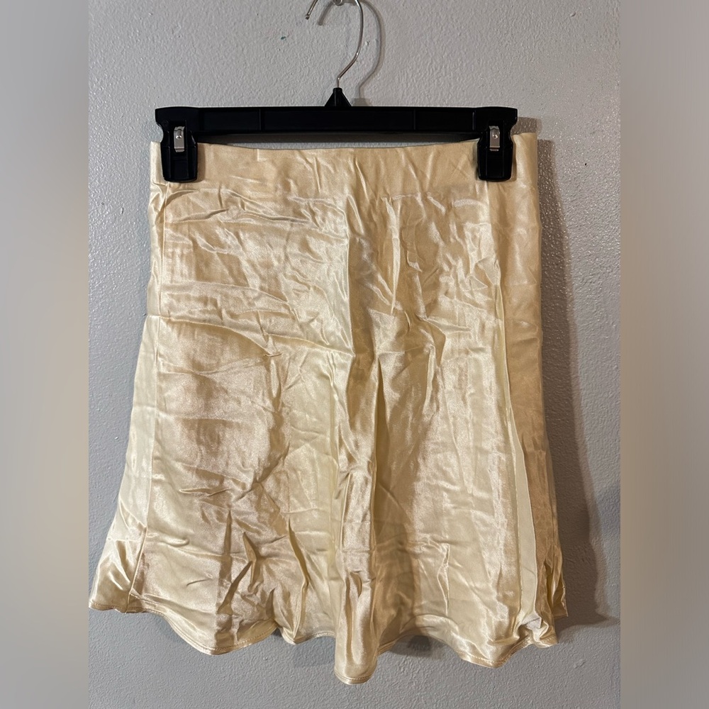 H&M Pale Yellow Satin Skirt